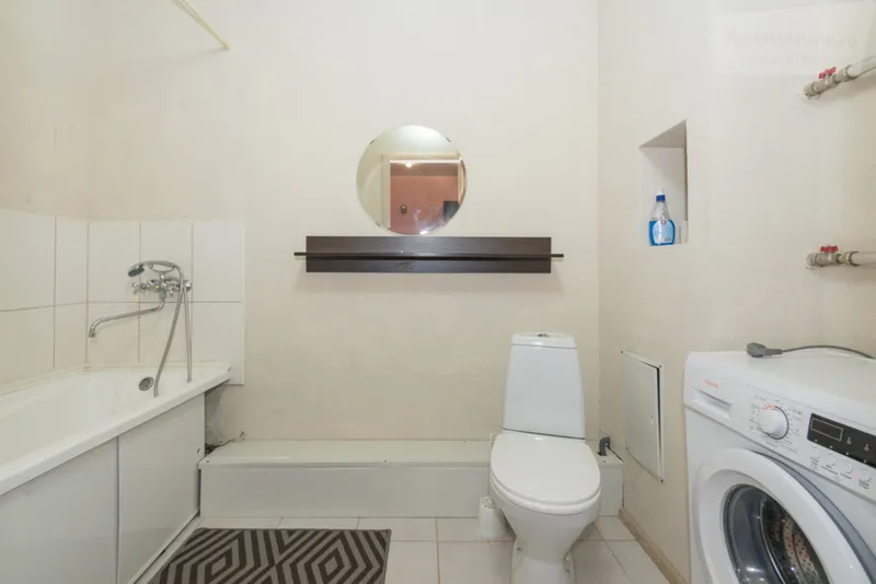 улица Адриена Лежена, 17