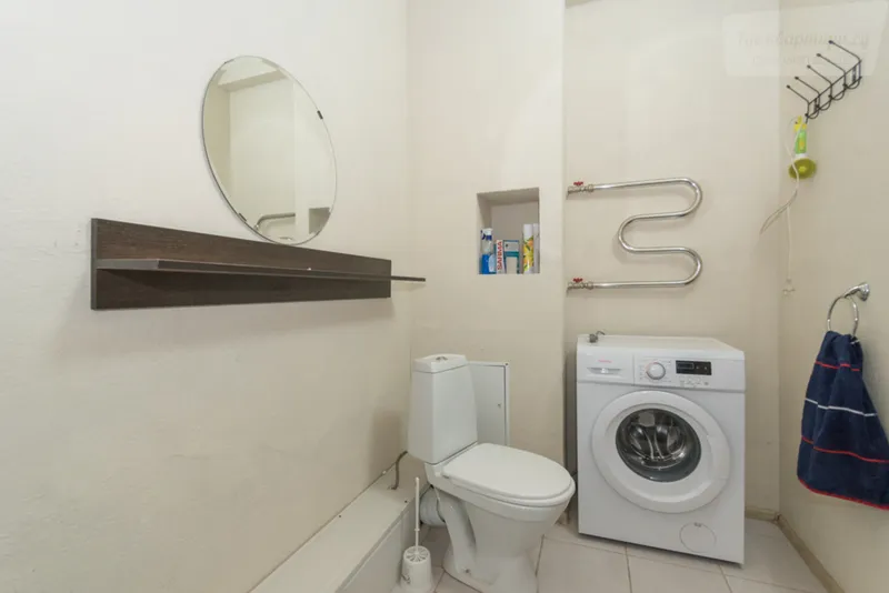 улица Адриена Лежена, 17