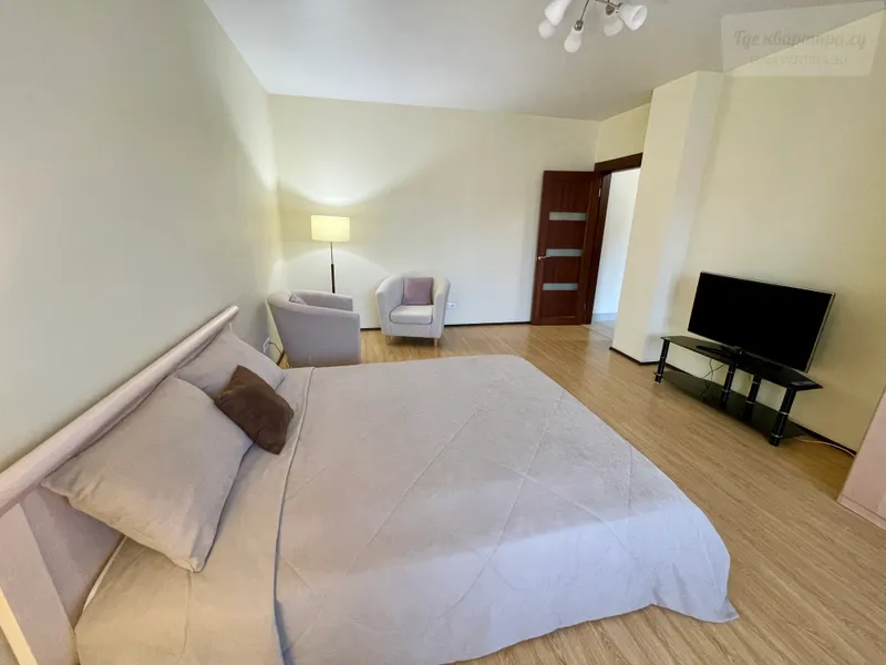 улица Авиаторов, 33