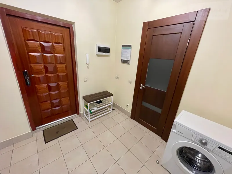 улица Авиаторов, 33