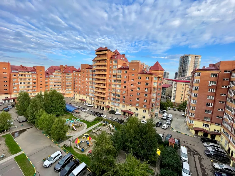 улица Авиаторов, 33