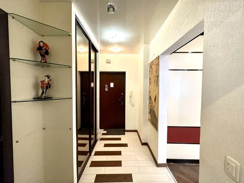 Красноармейская улица, 100