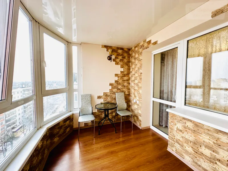 улица Ромашина, 32