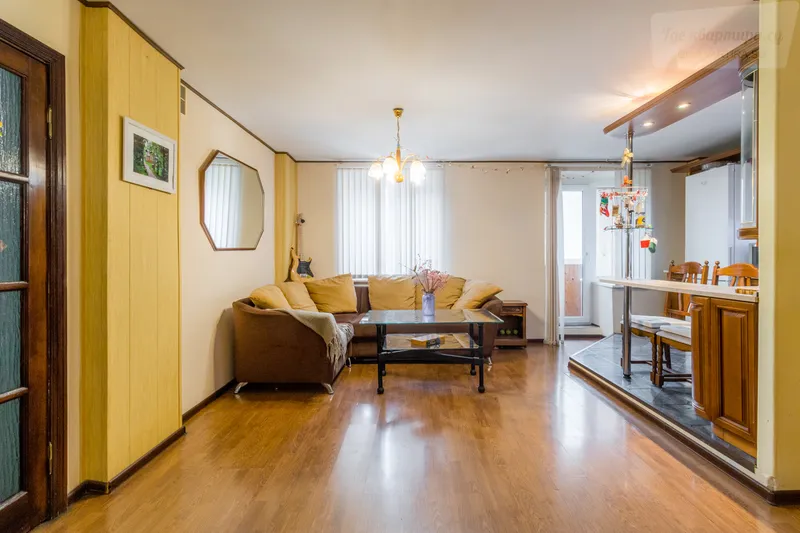 проспект Гагарина, 105