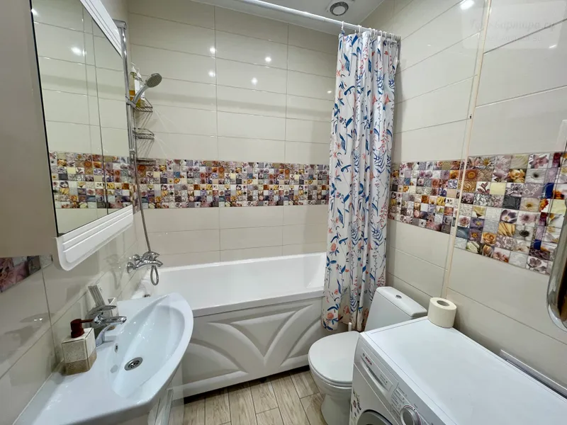 улица Авиаторов, 21