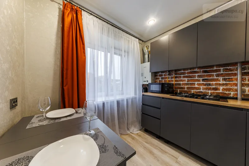 улица Фридриха Энгельса, 143