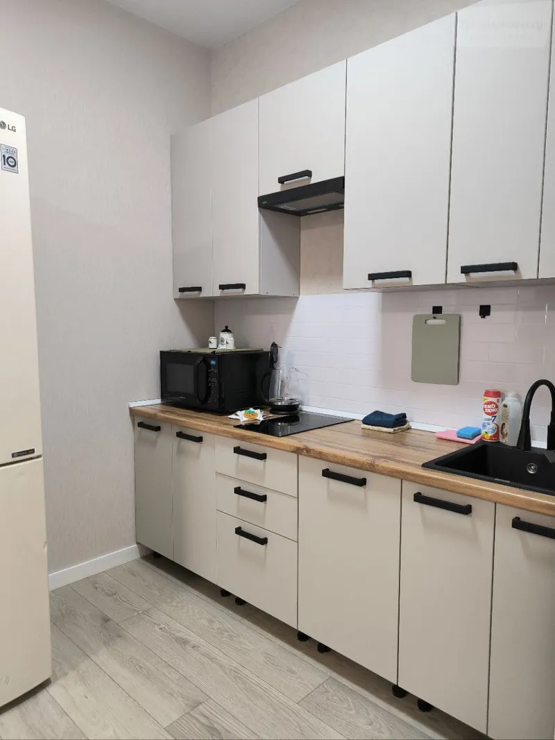 улица Милиционера Власова, 8