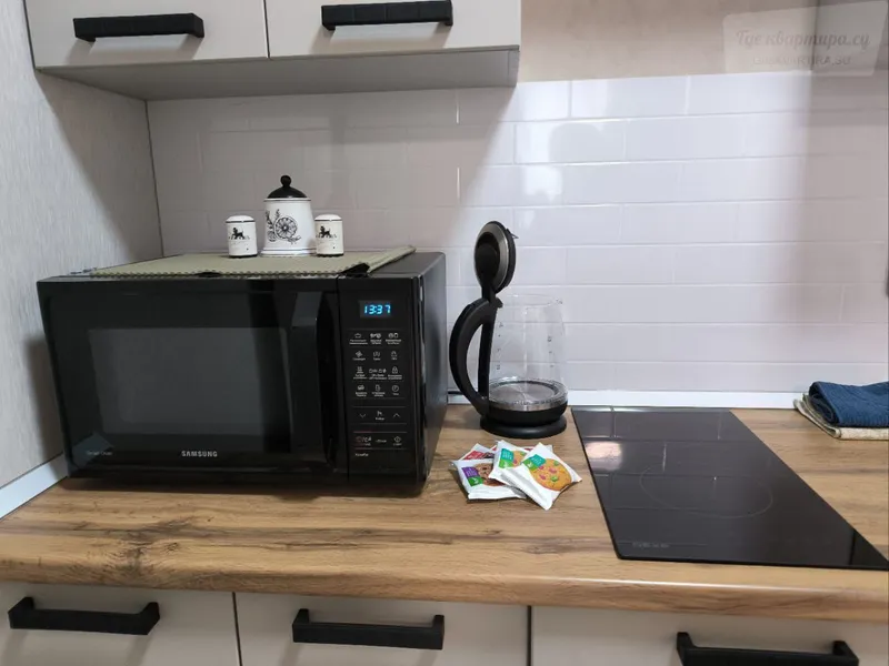 улица Милиционера Власова, 8