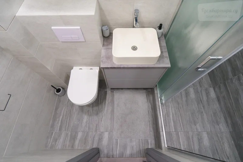 Киевская улица, 1