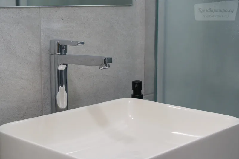 Киевская улица, 1