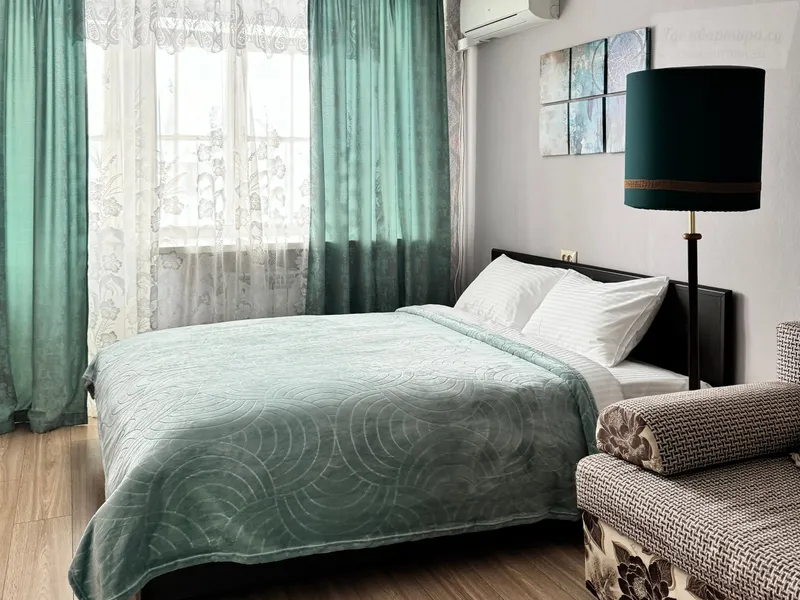 Ново-Садовая улица, 157