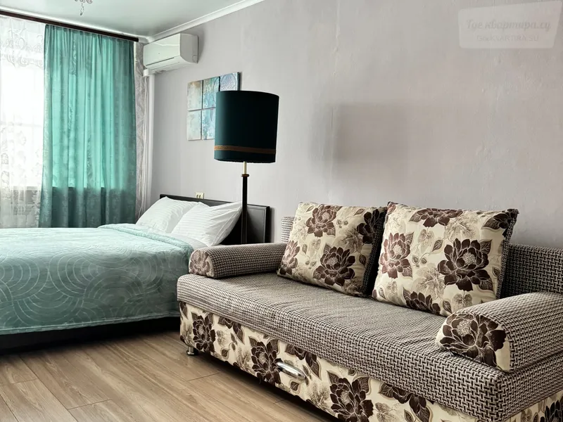 Ново-Садовая улица, 157