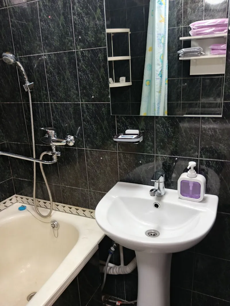 Ново-Садовая улица, 194