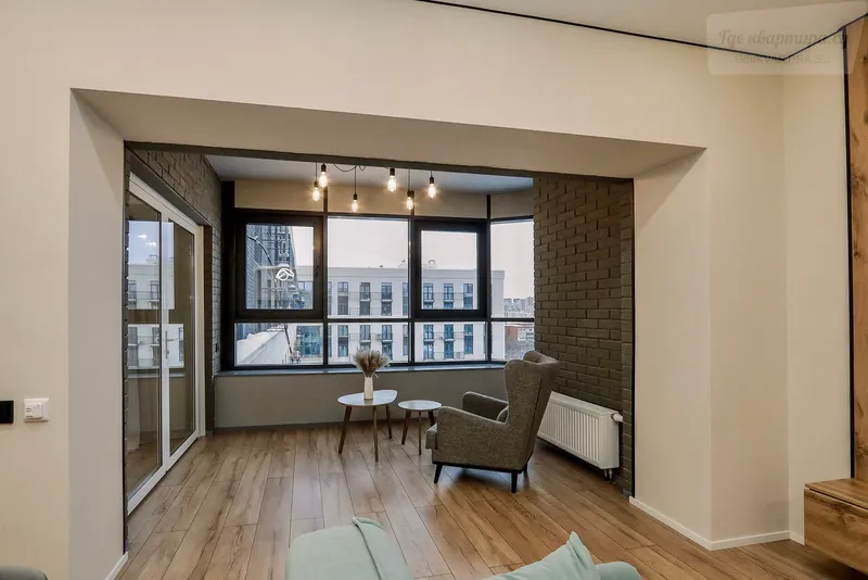 Красная улица, 140