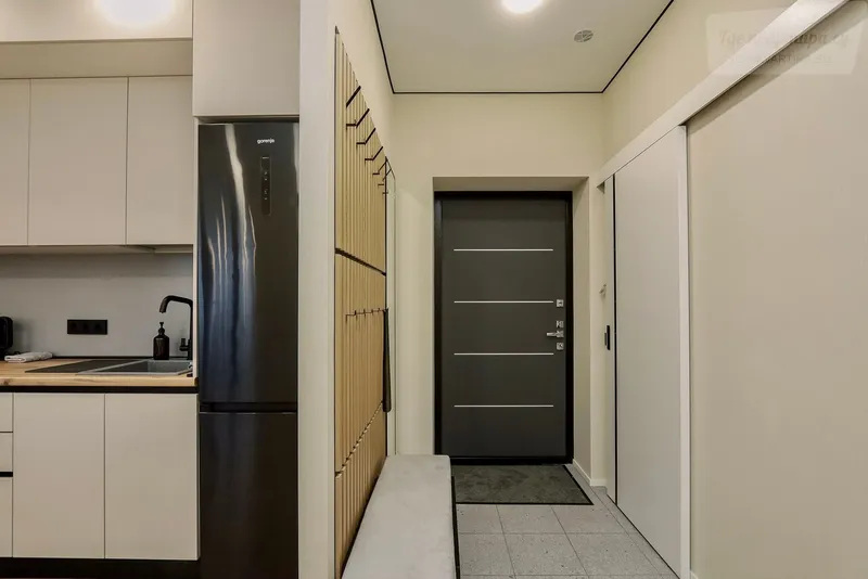 Красная улица, 140