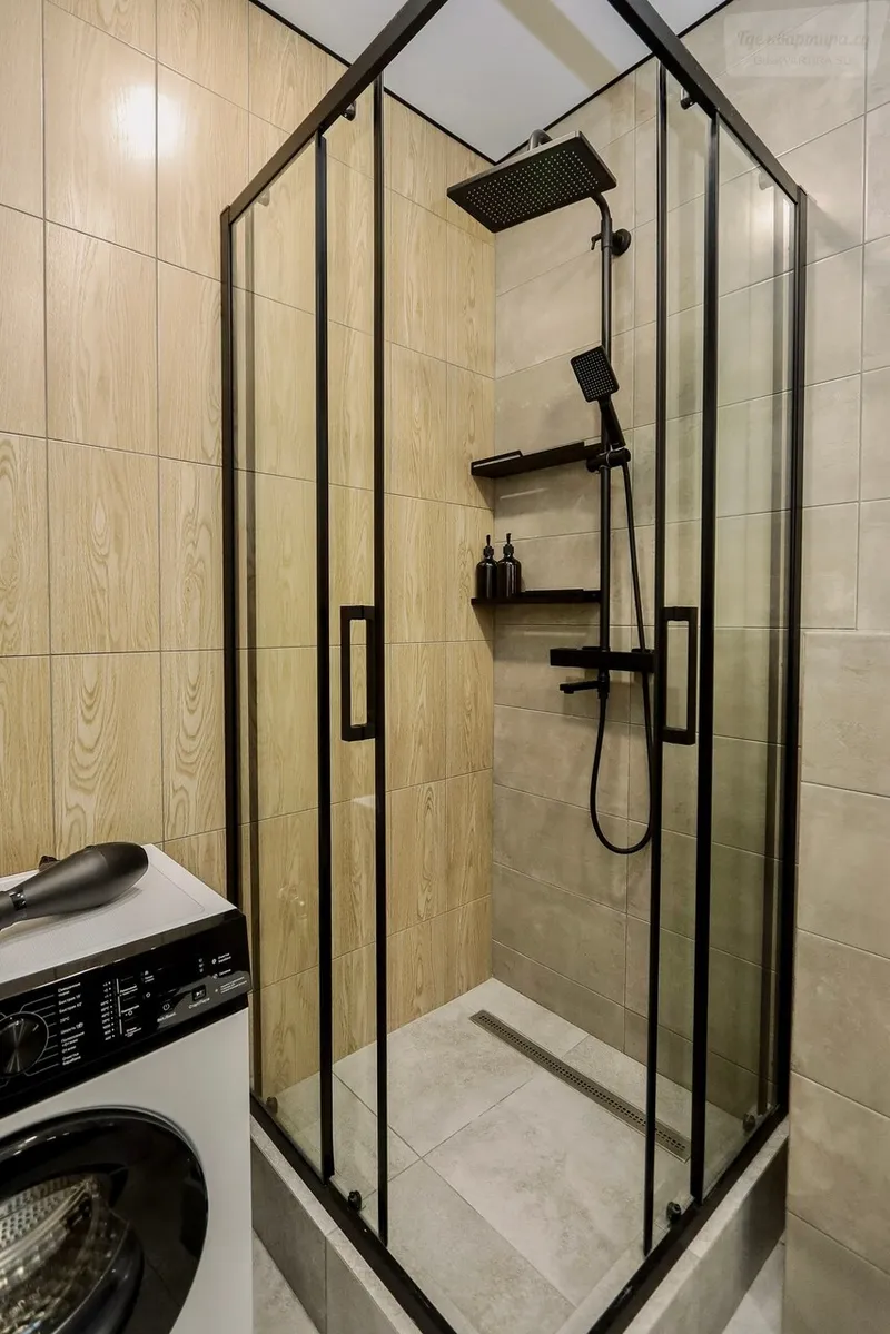 Красная улица, 140