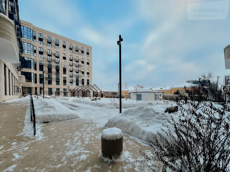 Красная улица, 140