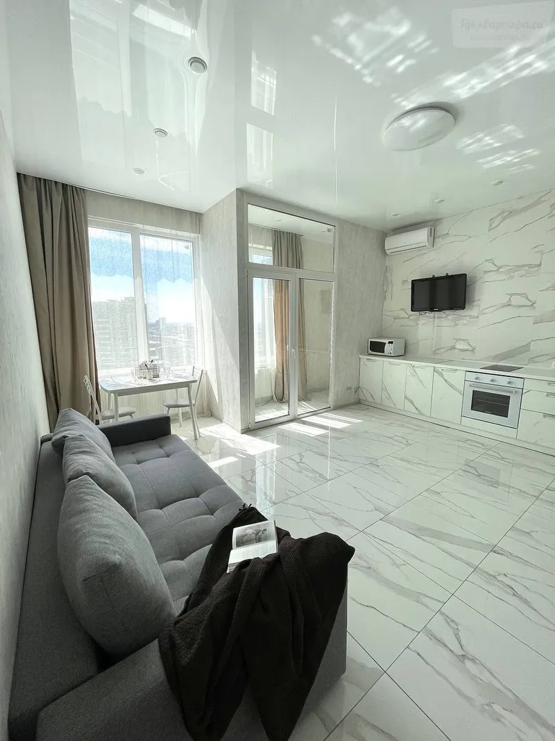 улица Немировича-Данченко, 156