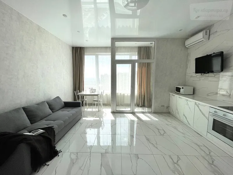 улица Немировича-Данченко, 156