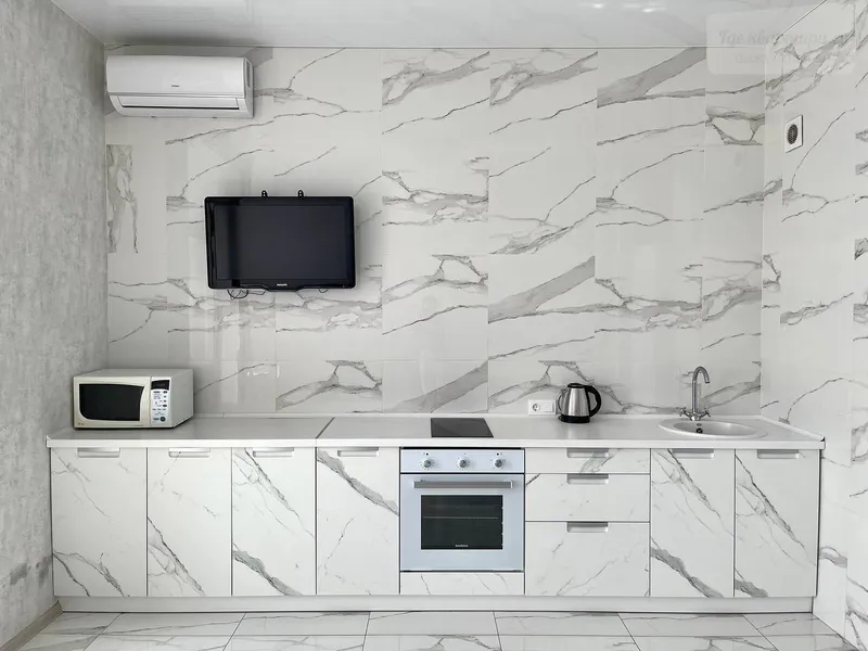 улица Немировича-Данченко, 156