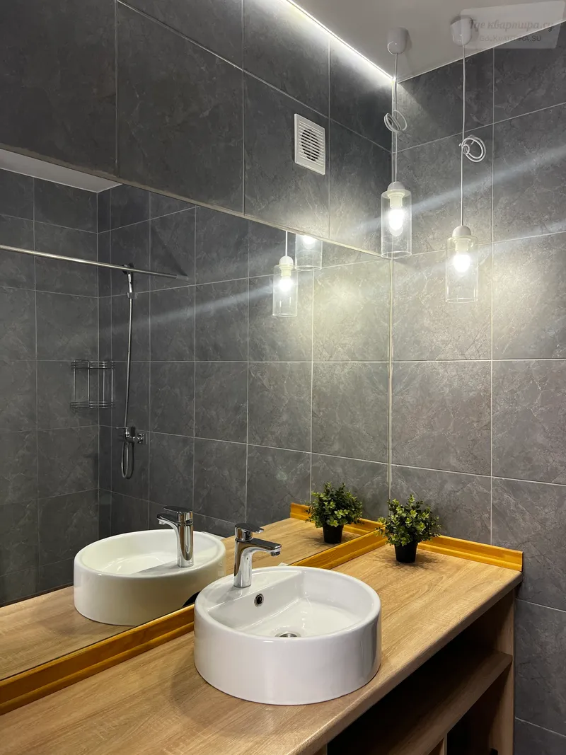 улица Ясный Берег, 4