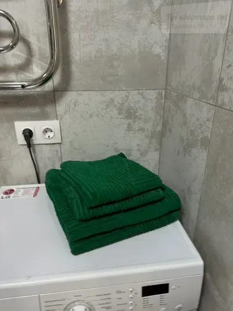 Молодёжная улица, 12