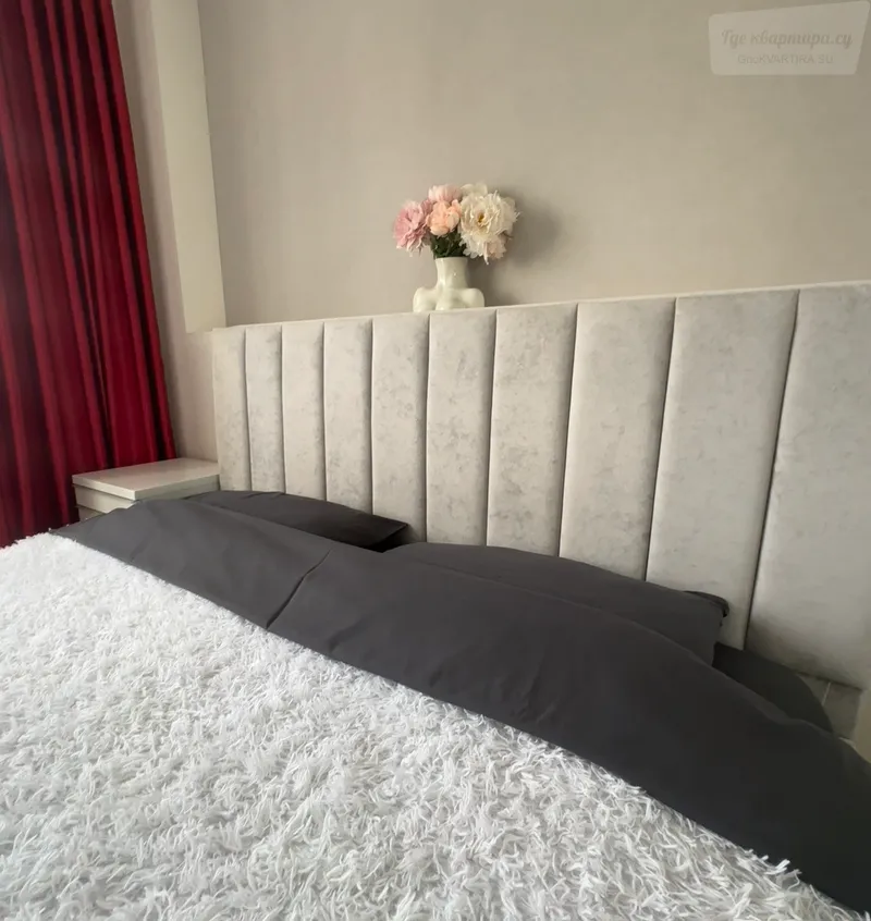 Молодёжная улица, 12