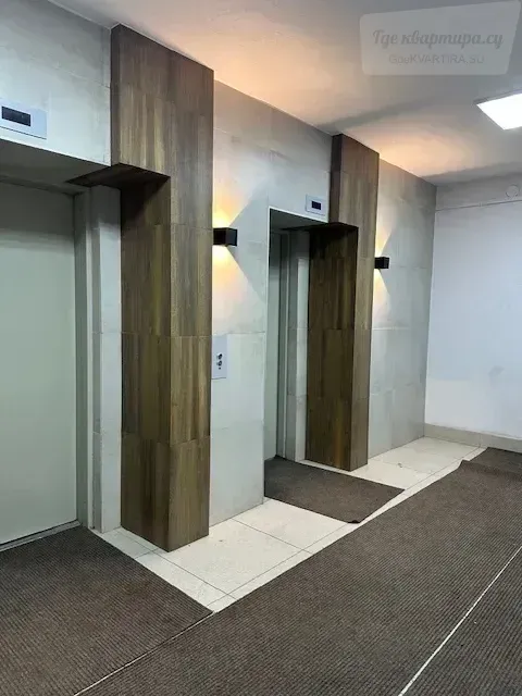 Молодёжная улица, 12