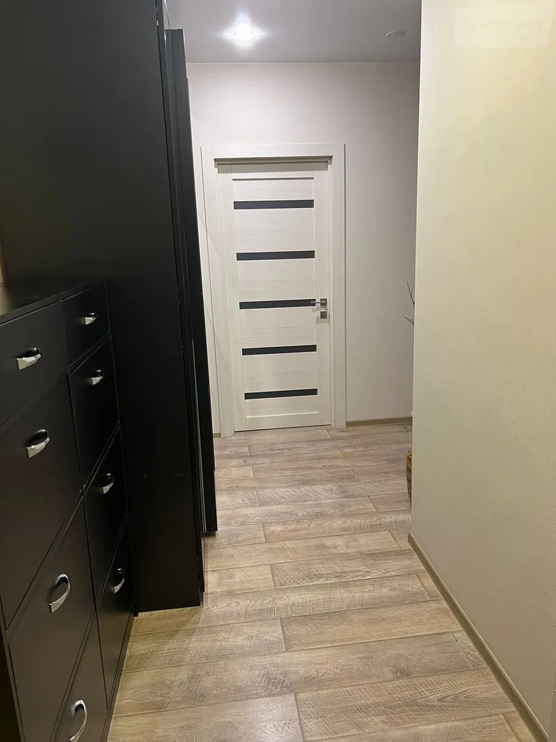 Молодёжная улица, 12