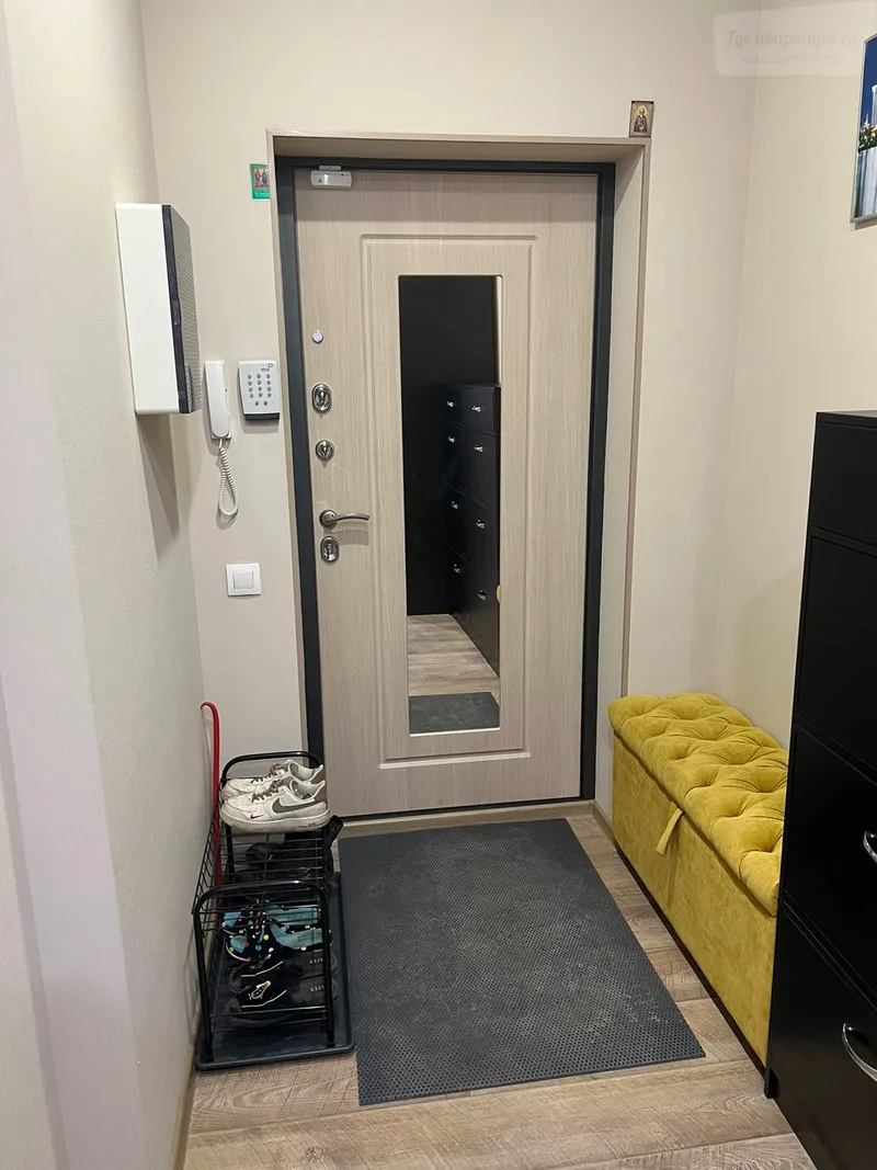 Молодёжная улица, 12