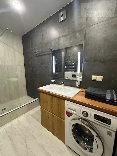 5-я просека, 131