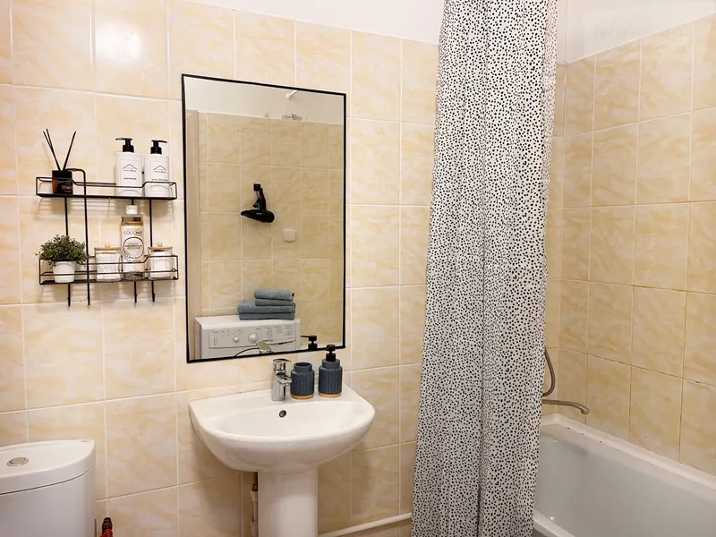 улица Решетникова, 24