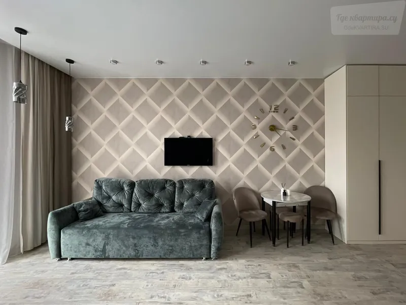 улица Ясный Берег, 12