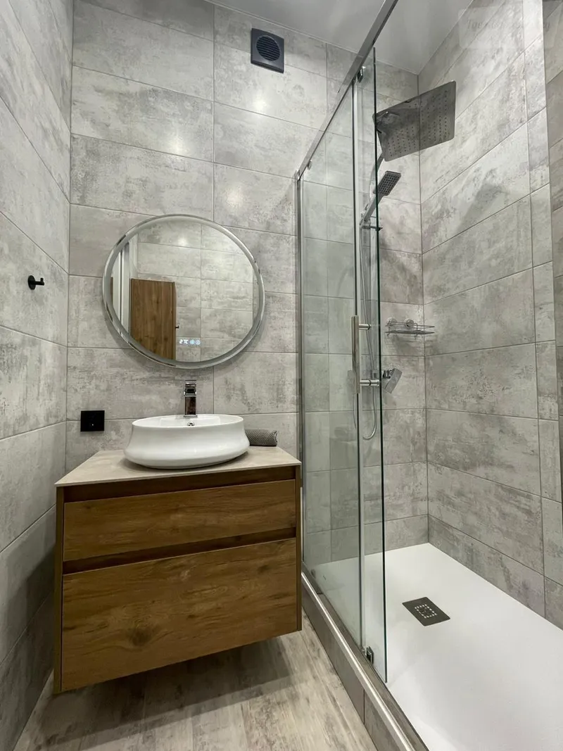 улица Ясный Берег, 12