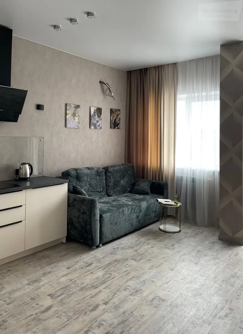 улица Ясный Берег, 12