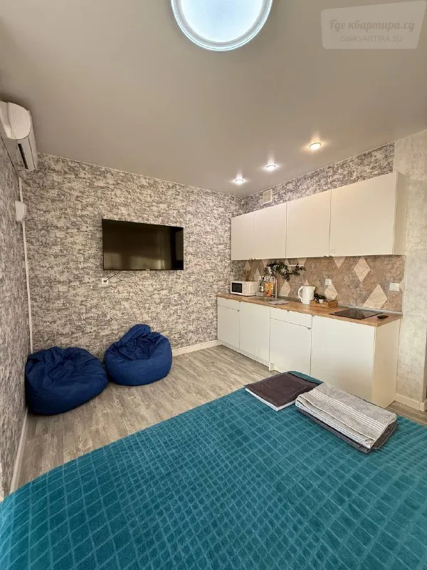 Большевистская улица, 37