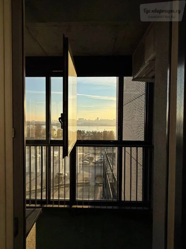 Большевистская улица, 37