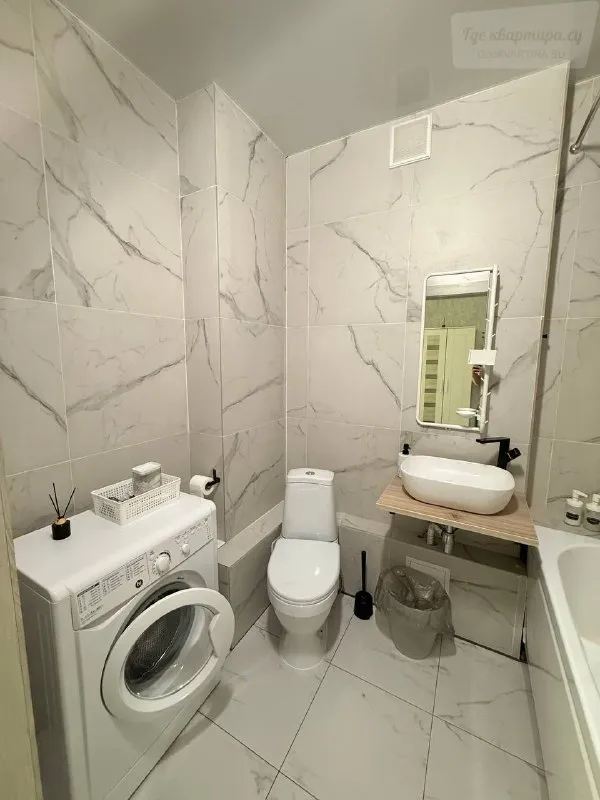 Большевистская улица, 37