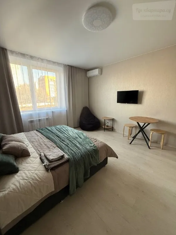 Большевистская улица, 37