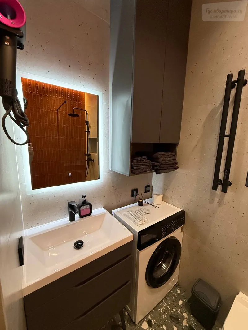 улица Маковского, 6