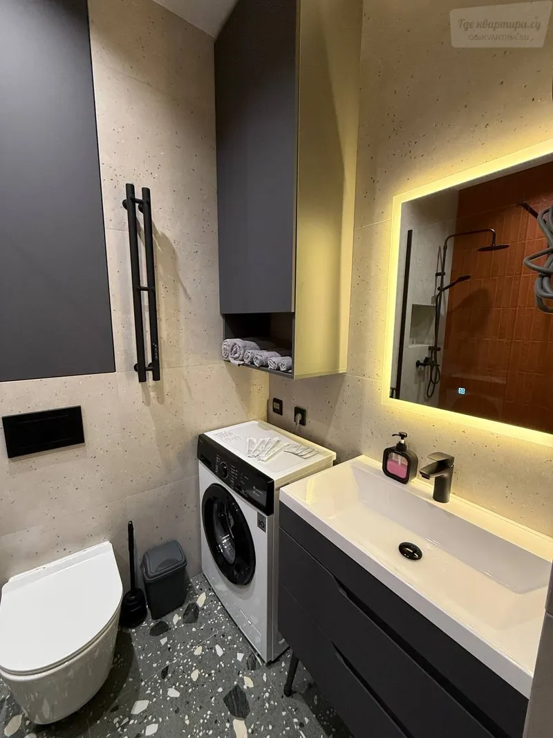 улица Маковского, 6