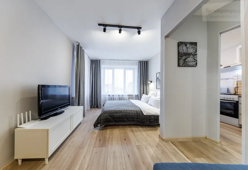 Красноармейский проспект, 4