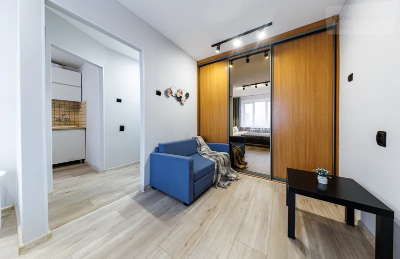 Красноармейский проспект, 4