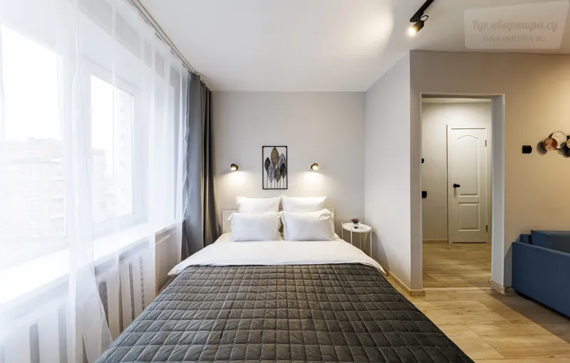 Красноармейский проспект, 4