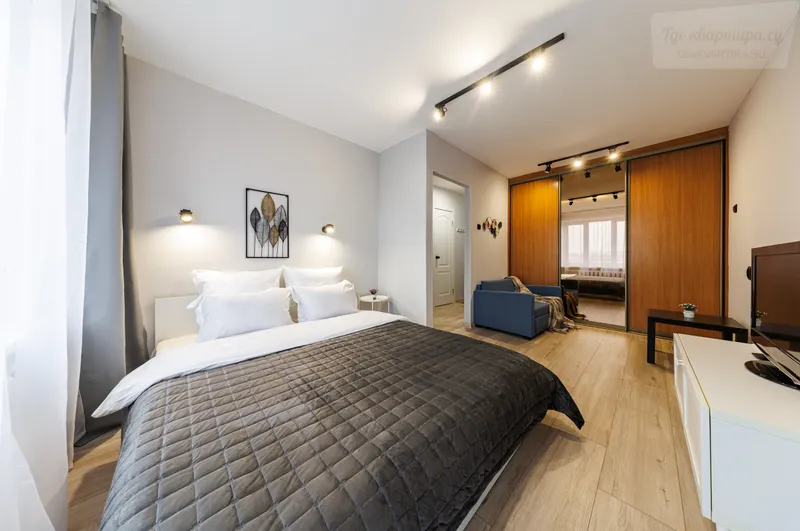 Красноармейский проспект, 4