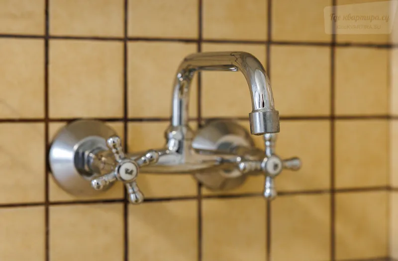 Красноармейский проспект, 4