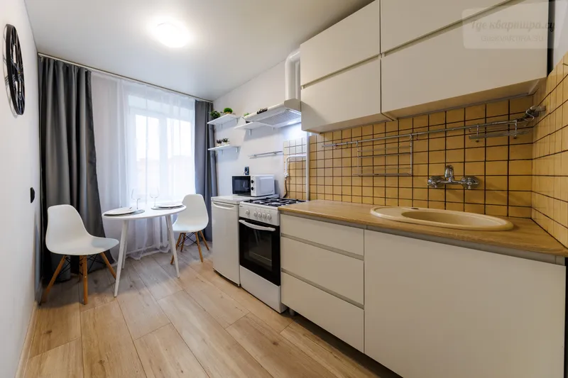 Красноармейский проспект, 4