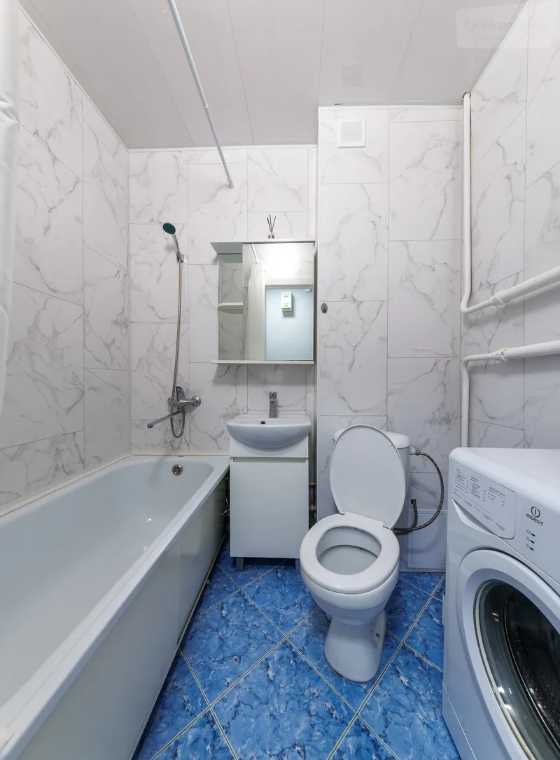 Красноармейский проспект, 4