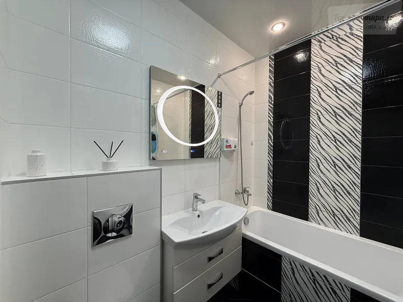 улица Немировича-Данченко, 144/1