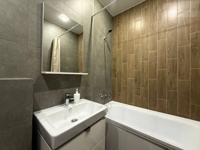 улица Немировича-Данченко, 122/4